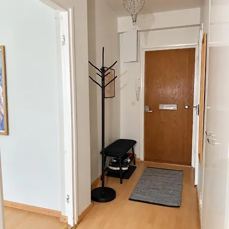 Center Gem - Excellent Location *